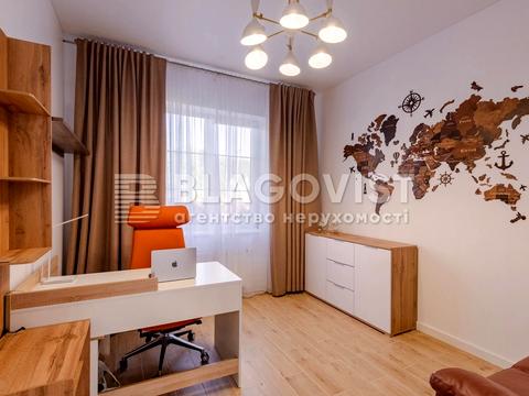 будинок за адресою с. Гатне, Прикордонна вул., 52