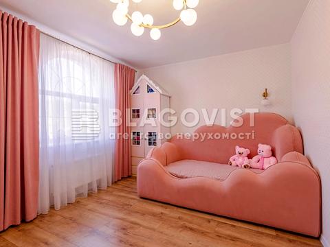 будинок за адресою с. Гатне, Прикордонна вул., 52