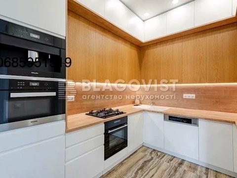 будинок за адресою с. Гатне, Прикордонна вул., 52