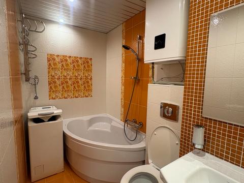 квартира за адресою Леся Курбаса просп., 1-Б