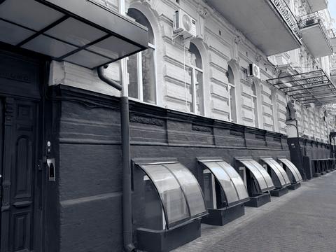 комерційна за адресою В'ячеслава Липинського вул. (Чапаєва), 4