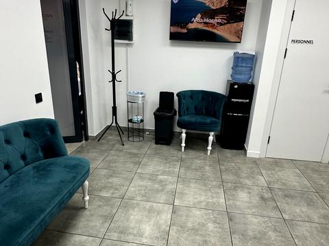 коммерческая по адресу Героев Майдана ул. (Червоноармейская), 226а