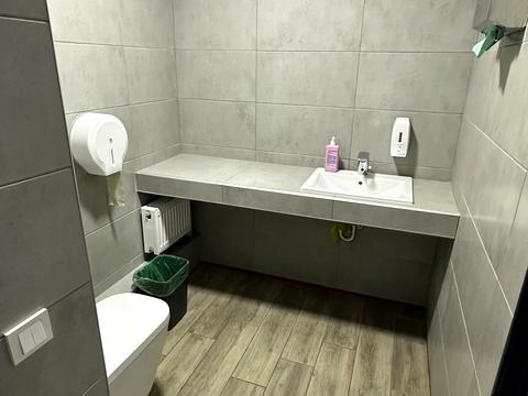 коммерческая по адресу Героев Майдана ул. (Червоноармейская), 226а