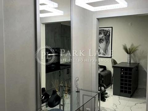 квартира за адресою Михайла Максимовича вул. (Онуфрія Трутенка), 26