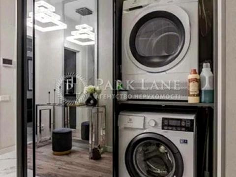 квартира за адресою Михайла Максимовича вул. (Онуфрія Трутенка), 26