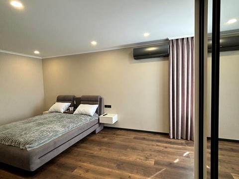 квартира за адресою Михайла Максимовича вул. (Онуфрія Трутенка), 32-Б