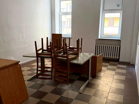 комерційна за адресою Дмитрівська вул., 71