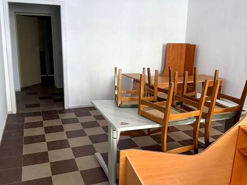 комерційна за адресою Дмитрівська вул., 71