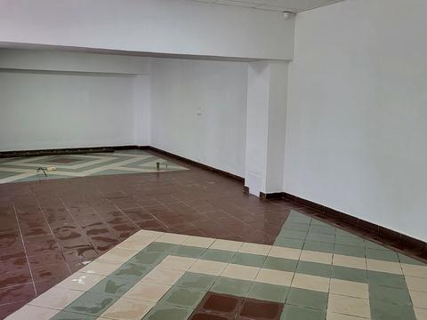 комерційна за адресою Олександра Довженка вул., 6