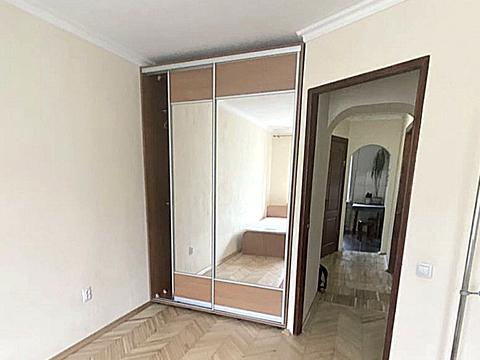 кімната за адресою Степана Бандери вул., 36