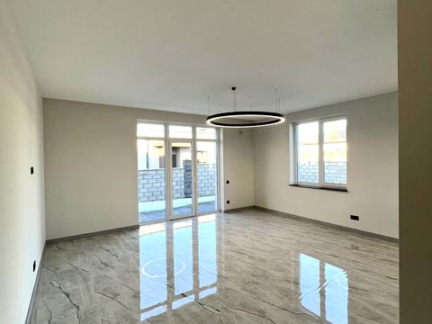 будинок за адресою Солов'їна вул., 1