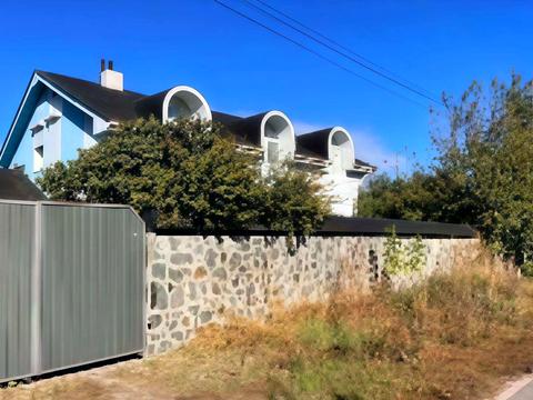 дом по адресу незалежності