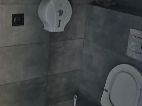 комерційна за адресою Львів, Різні пл., 2