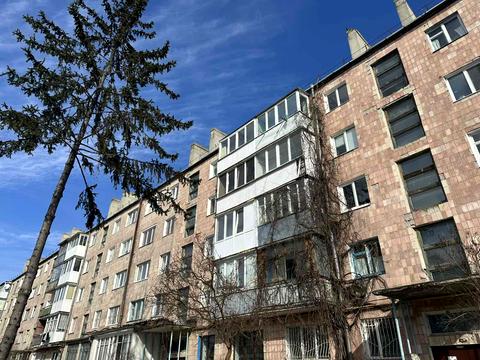 квартира за адресою Степана Бандери просп., 76