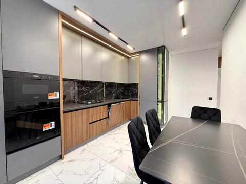 квартира за адресою Юліана Пелеша вул., 3