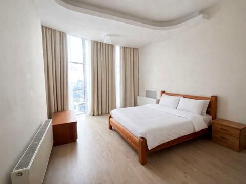 квартира за адресою Гетьмана Сагайдачного бульв. (Лідерсівський), 5