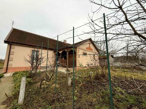 дом по адресу Зелена