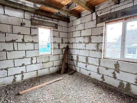 будинок за адресою Олександра Довженка вул. (Стаханова), 6