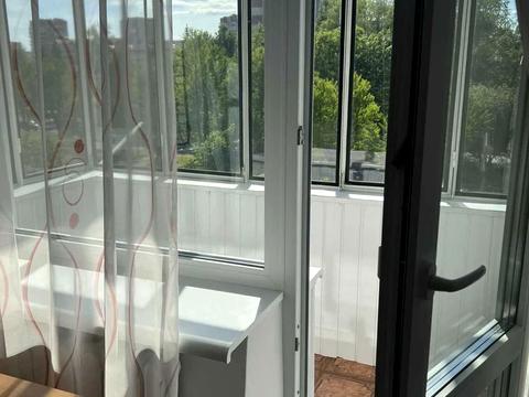 квартира за адресою Василя Симоненка вул. (), 1