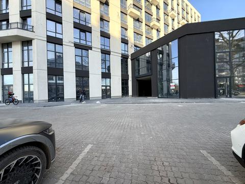 коммерческая по адресу Гетмана Мазепы ул., (Будинок 1)