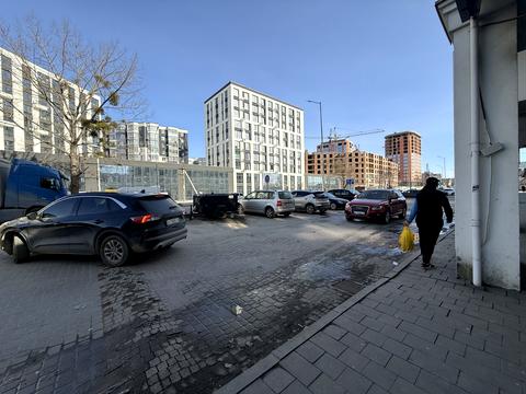 коммерческая по адресу Гетмана Мазепы ул., (Будинок 1)