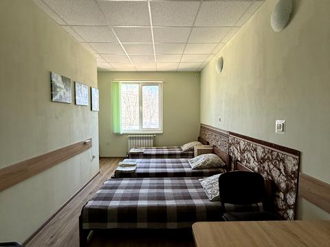 комерційна за адресою Нежданової вул., 34