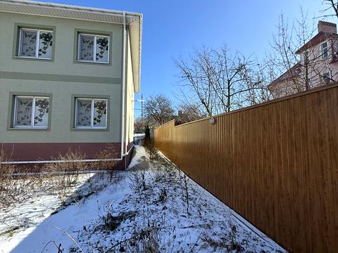 комерційна за адресою Нежданової вул., 34