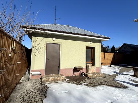 комерційна за адресою Нежданової вул., 34