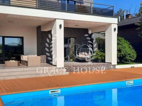 будинок за адресою Лісова