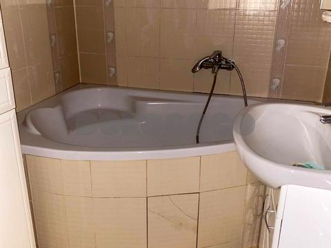 квартира за адресою Європейська вул. (Жовтнева), 49