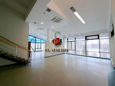 комерційна за адресою Лейпцизька вул., 3а