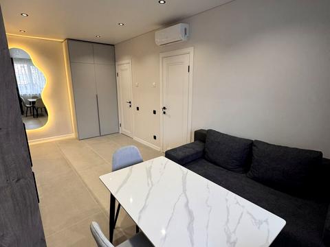 квартира за адресою Тиха вул., 12-А