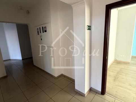 коммерческая по адресу Антоновича ул. (Горького), 172