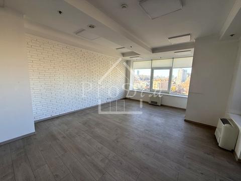 коммерческая по адресу Антоновича ул. (Горького), 172