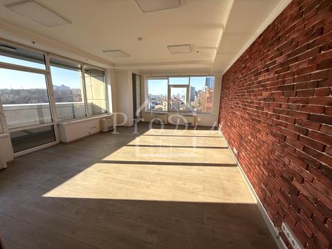 комерційна за адресою Антоновича вул. (Горького), 172