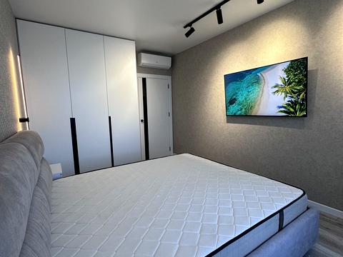 квартира за адресою Київ, Івана Виговського вул. (Маршала Гречка), 42