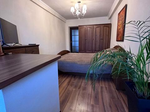 квартира за адресою Русанівська набережна вул., 12