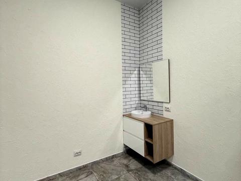 комерційна за адресою Проскурівська вул., 74А