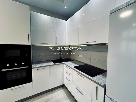 квартира по адресу Владимира Моссаковского ул. (Клари Цеткін), 7