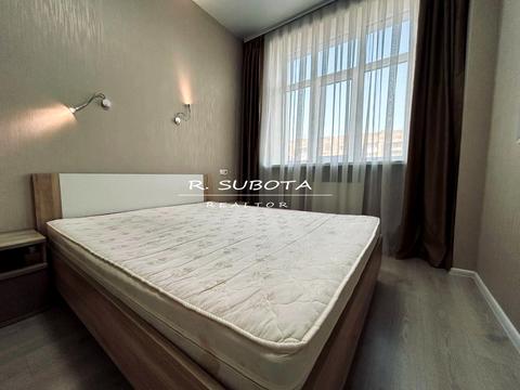 квартира по адресу Владимира Моссаковского ул. (Клари Цеткін), 7