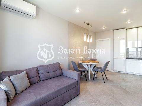 квартира за адресою Дніпровська набережна вул., 20-Б