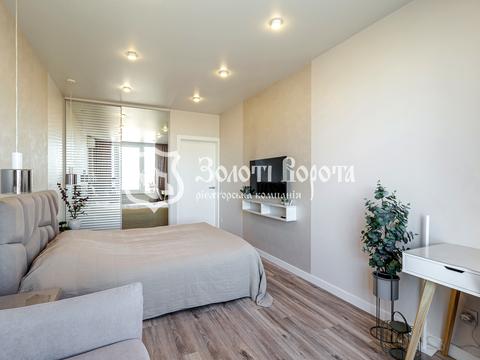 квартира за адресою Дніпровська набережна вул., 20-Б