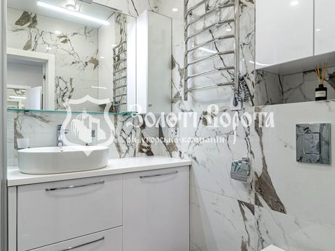 квартира за адресою Дніпровська набережна вул., 20-Б