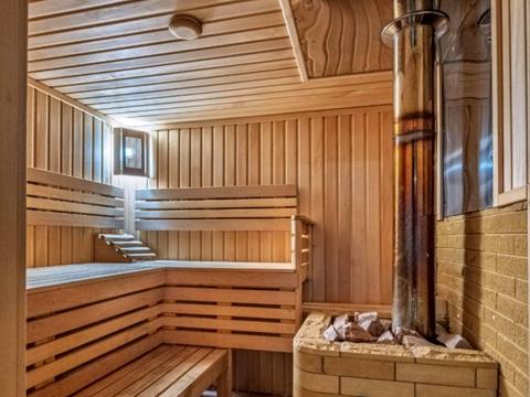 дом по адресу Старонаводницька