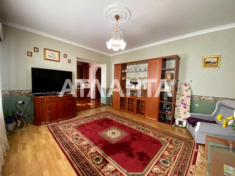 будинок за адресою Анни Ахматової вул.