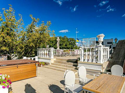 будинок за адресою Київ, вул. Редутна