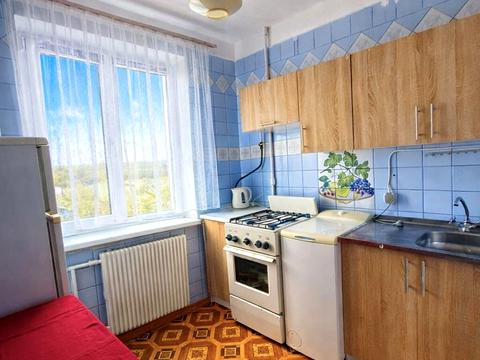 квартира за адресою Київ, Прирічна вул., 19