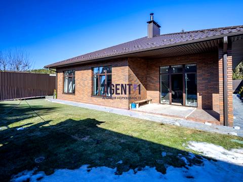 будинок за адресою Дачна