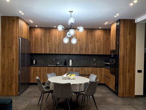 будинок за адресою Богатирська вул., 2