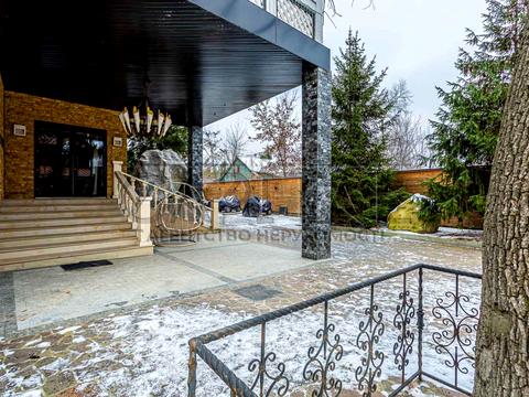 комерційна за адресою Шевченка вул., 8